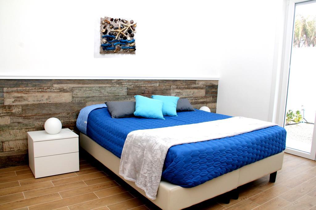 Altomare Case Vacanza Torre Lapillo Chambre photo